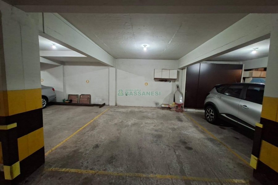 Apartamento com 116m², 3 dormitórios, 1 vaga, no bairro Centro em Caxias do Sul para Alugar