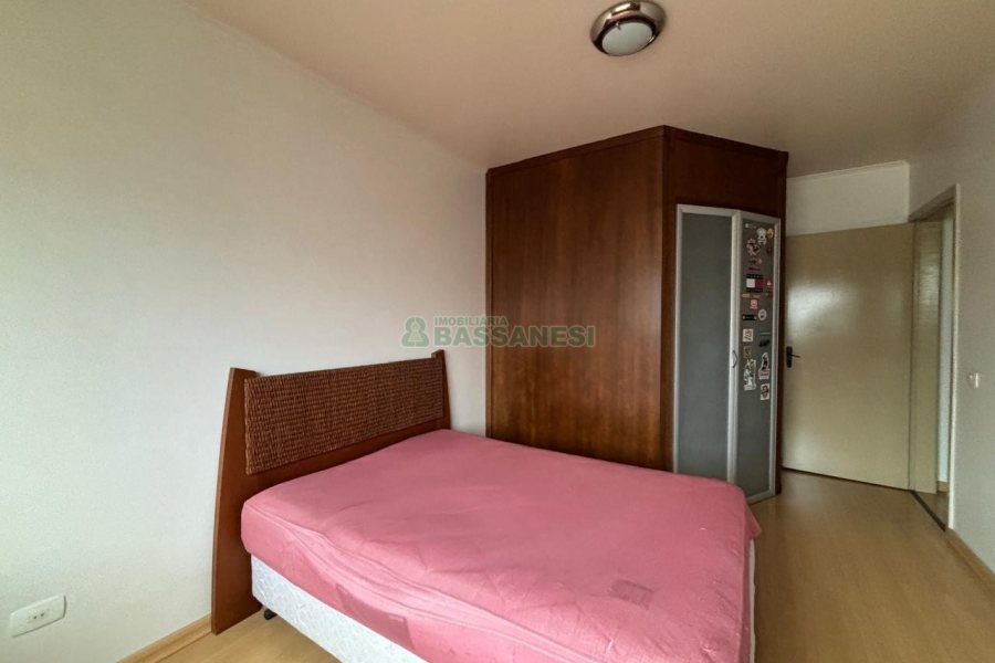Apto Mobiliado com 78m², 2 dormitórios, 1 vaga, no bairro Lourdes em Caxias do Sul para Alugar