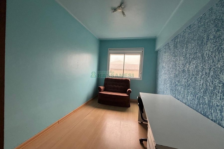 Apto Mobiliado com 78m², 2 dormitórios, 1 vaga, no bairro Lourdes em Caxias do Sul para Alugar