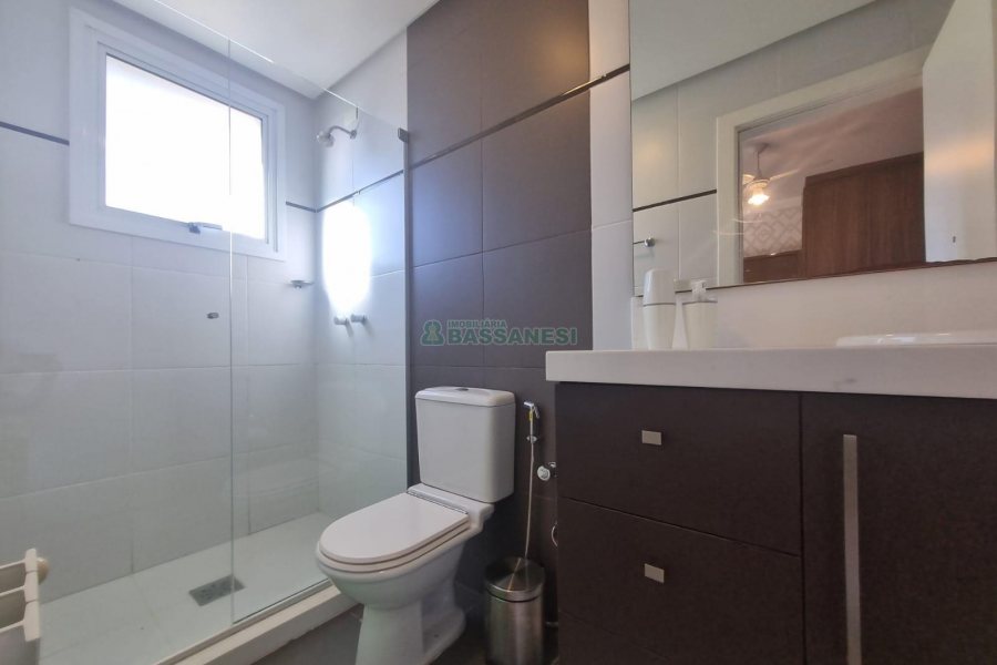 Apto Mobiliado com 202m², 3 dormitórios, 4 vagas, no bairro Rio Branco em Caxias do Sul para Alugar