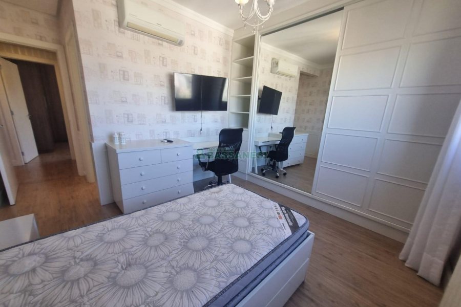 Apto Mobiliado com 202m², 3 dormitórios, 4 vagas, no bairro Rio Branco em Caxias do Sul para Alugar