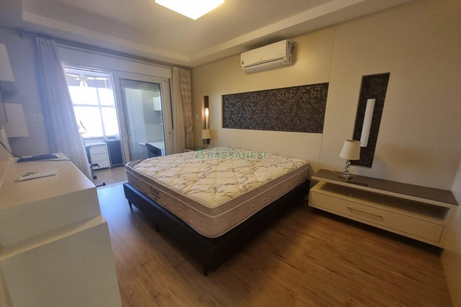 Apto Mobiliado com 202m², 3 dormitórios, 4 vagas, no bairro Rio Branco em Caxias do Sul para Alugar
