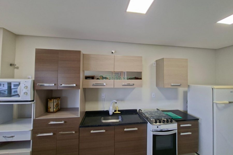 Apartamento com 75m², 2 dormitórios, 1 vaga, no bairro São Leopoldo em Caxias do Sul para Alugar
