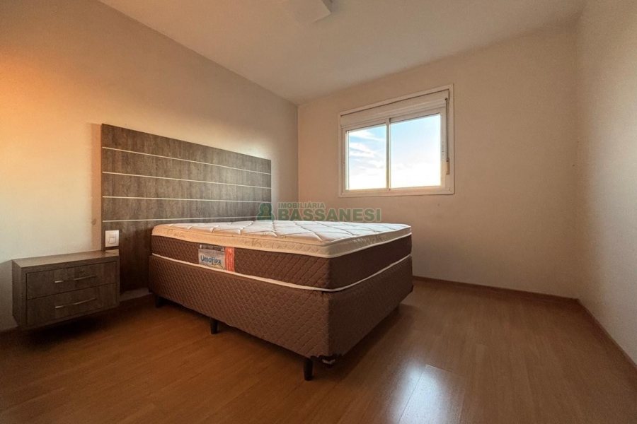 Apto Mobiliado com 85m², 2 dormitórios, 1 vaga, no bairro Charqueadas em Caxias do Sul para Alugar