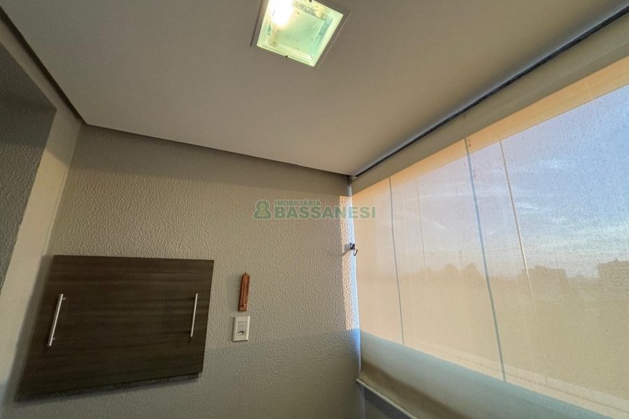 Apto Mobiliado com 85m², 2 dormitórios, 1 vaga, no bairro Charqueadas em Caxias do Sul para Alugar