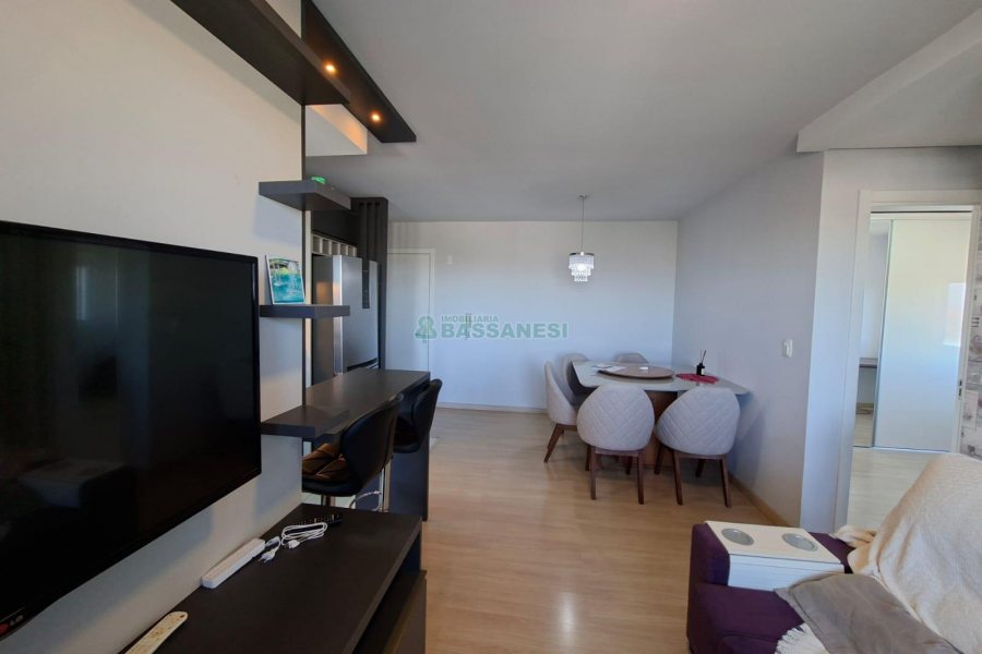 Apartamento com 54m², 2 dormitórios, 1 vaga, no bairro São Leopoldo em Caxias do Sul para Alugar