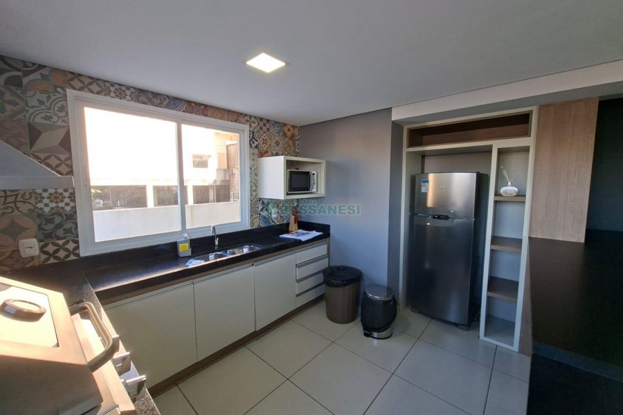 Apartamento com 54m², 2 dormitórios, 1 vaga, no bairro São Leopoldo em Caxias do Sul para Alugar