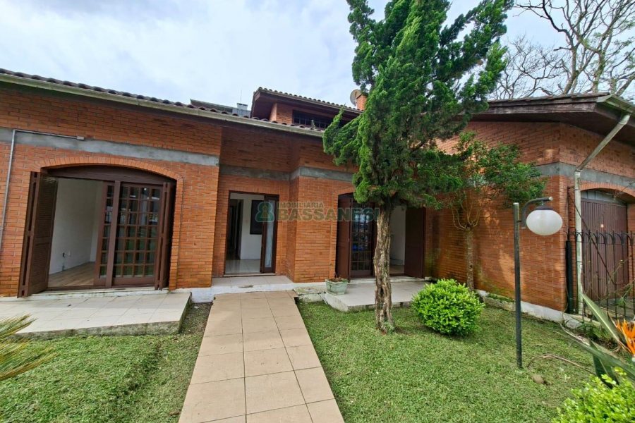 Casa com 280m², 4 dormitórios, 2 vagas, no bairro Jardim Eldorado em Caxias do Sul para Alugar ou Comprar