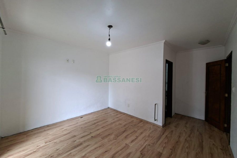 Casa com 280m², 4 dormitórios, 2 vagas, no bairro Jardim Eldorado em Caxias do Sul para Alugar ou Comprar