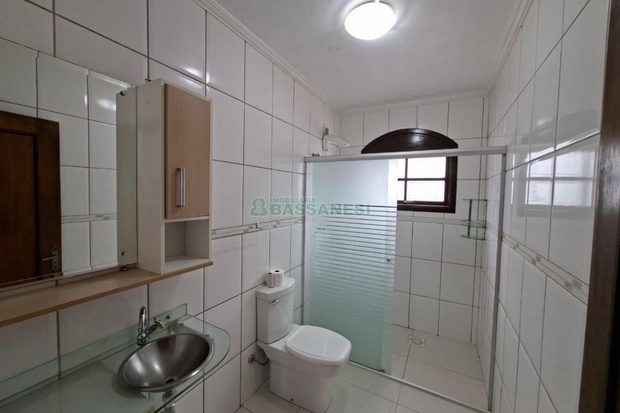 Casa com 280m², 4 dormitórios, 2 vagas, no bairro Jardim Eldorado em Caxias do Sul para Alugar ou Comprar