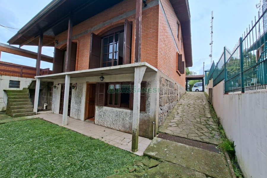 Casa com 280m², 4 dormitórios, 2 vagas, no bairro Jardim Eldorado em Caxias do Sul para Alugar ou Comprar