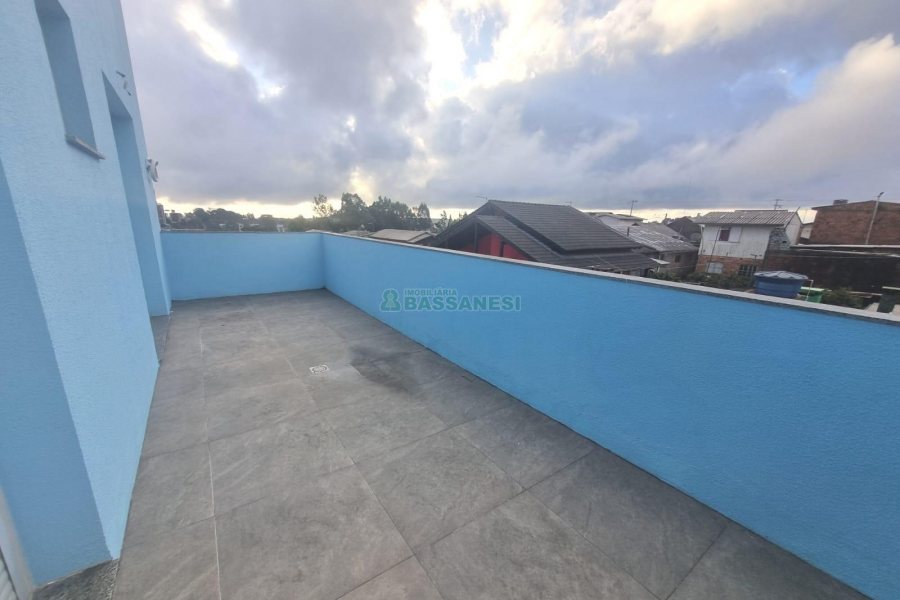 Apartamento com 98m², 2 dormitórios, 2 vagas, no bairro Pioneiro em Caxias do Sul para Alugar