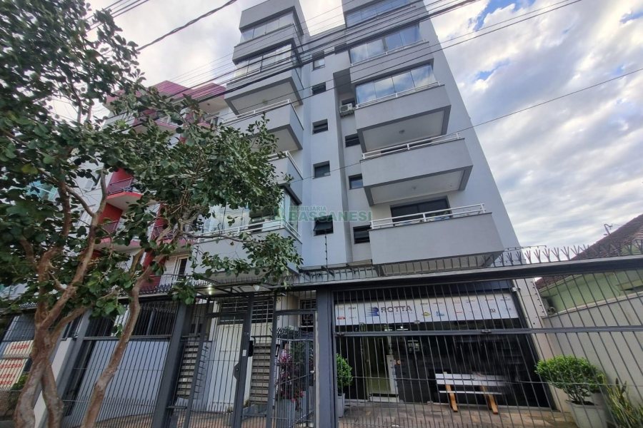 Apartamento com 45m², 1 dormitório, 1 vaga, no bairro Centro em Caxias do Sul para Alugar