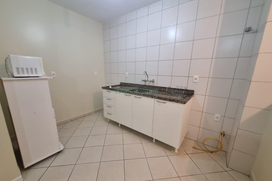 Apartamento com 45m², 1 dormitório, 1 vaga, no bairro Centro em Caxias do Sul para Alugar