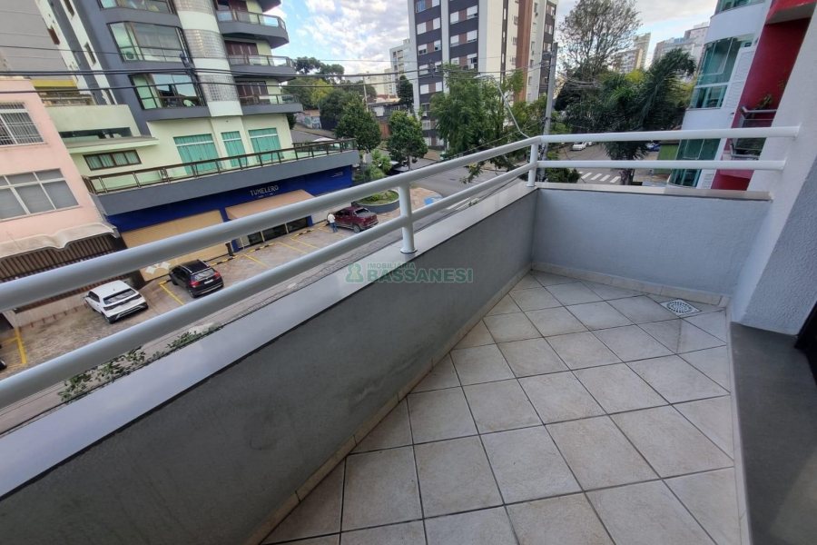 Apartamento com 45m², 1 dormitório, 1 vaga, no bairro Centro em Caxias do Sul para Alugar