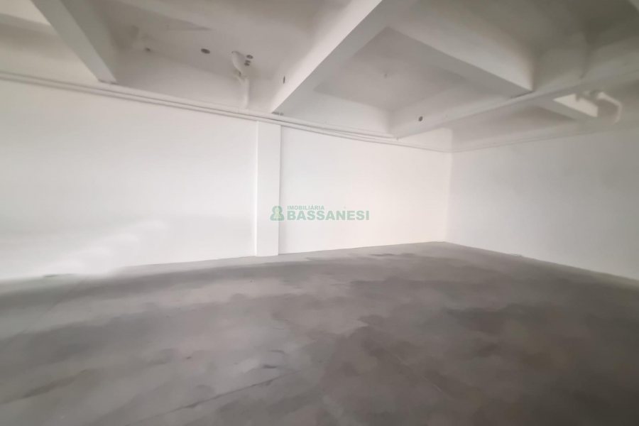Apartamento com 84m², 2 dormitórios, 2 vagas, no bairro Pioneiro em Caxias do Sul para Alugar
