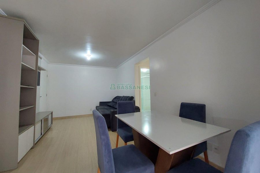 Apto Mobiliado com 85m², 2 dormitórios, 2 vagas, no bairro São Pelegrino em Caxias do Sul para Alugar