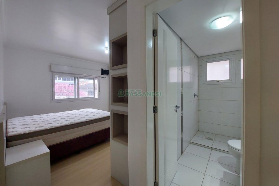 Apto Mobiliado com 85m², 2 dormitórios, 2 vagas, no bairro São Pelegrino em Caxias do Sul para Alugar