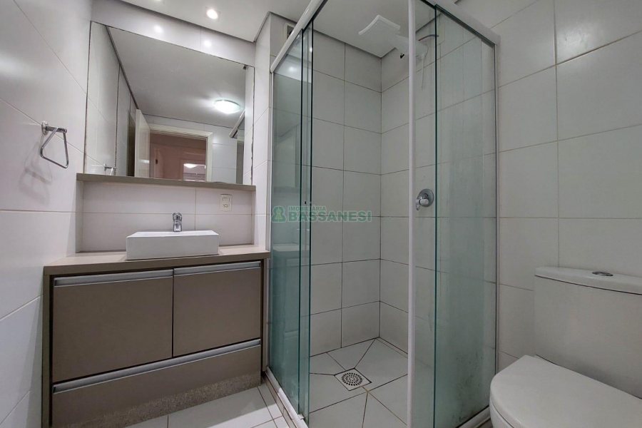 Apto Mobiliado com 85m², 2 dormitórios, 2 vagas, no bairro São Pelegrino em Caxias do Sul para Alugar