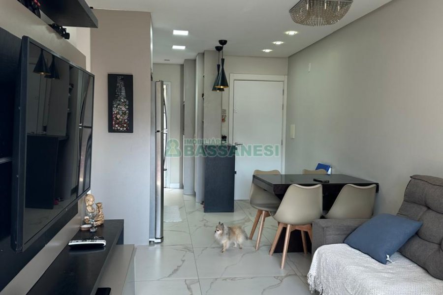 Apartamento com 63m², 2 dormitórios, 2 vagas, no bairro Vinhedos em Caxias do Sul para Comprar