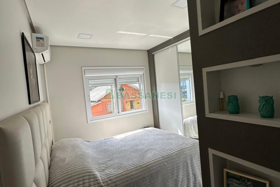 Apartamento com 63m², 2 dormitórios, 2 vagas, no bairro Vinhedos em Caxias do Sul para Comprar