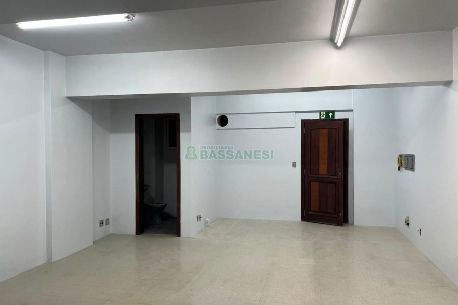 Predio com 650m², no bairro Centro em Caxias do Sul para Alugar