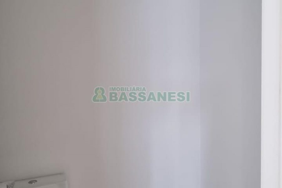 Apartamento com 100m², 3 dormitórios, 2 vagas, no bairro Panazzolo em Caxias do Sul para Comprar