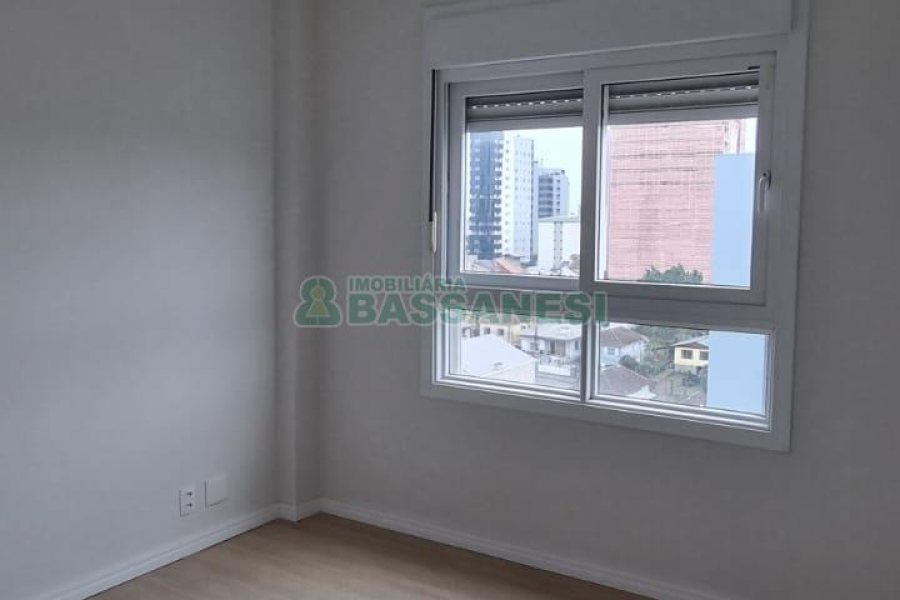 Apartamento com 100m², 3 dormitórios, 2 vagas, no bairro Panazzolo em Caxias do Sul para Comprar