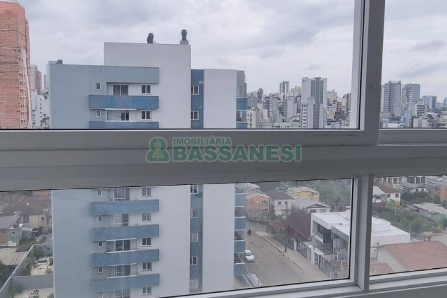 Apartamento com 100m², 3 dormitórios, 2 vagas, no bairro Panazzolo em Caxias do Sul para Comprar
