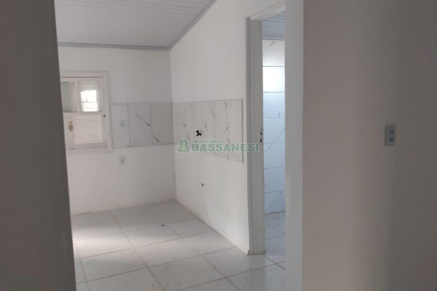 Casa com 360m², 3 dormitórios, 1 vaga, no bairro Nossa Senhora de Fátima em Caxias do Sul para Comprar