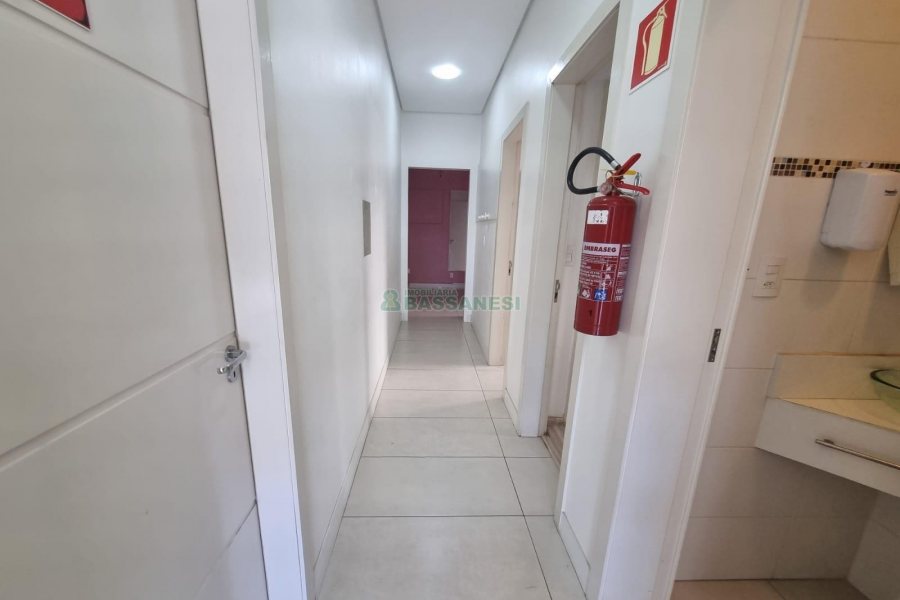 Loja Mobiliada com 63m², no bairro Santa Catarina em Caxias do Sul para Alugar