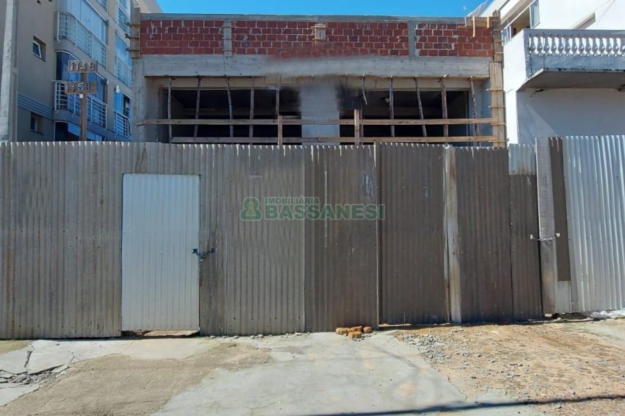 Loja com 142m², no bairro Marechal Floriano em Caxias do Sul para Alugar
