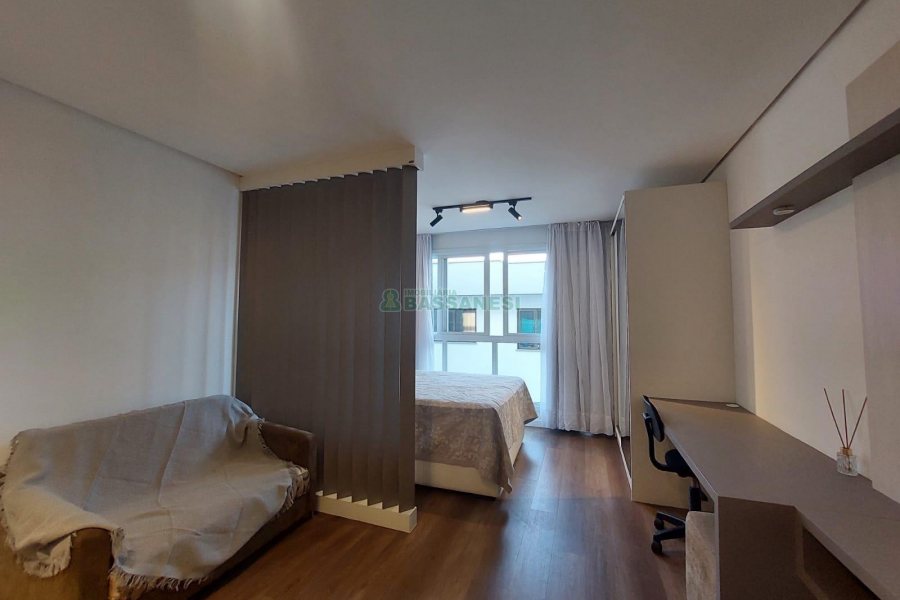 Apto Mobiliado com 30m², 1 dormitório, 1 vaga, no bairro Petrópolis em Caxias do Sul para Alugar