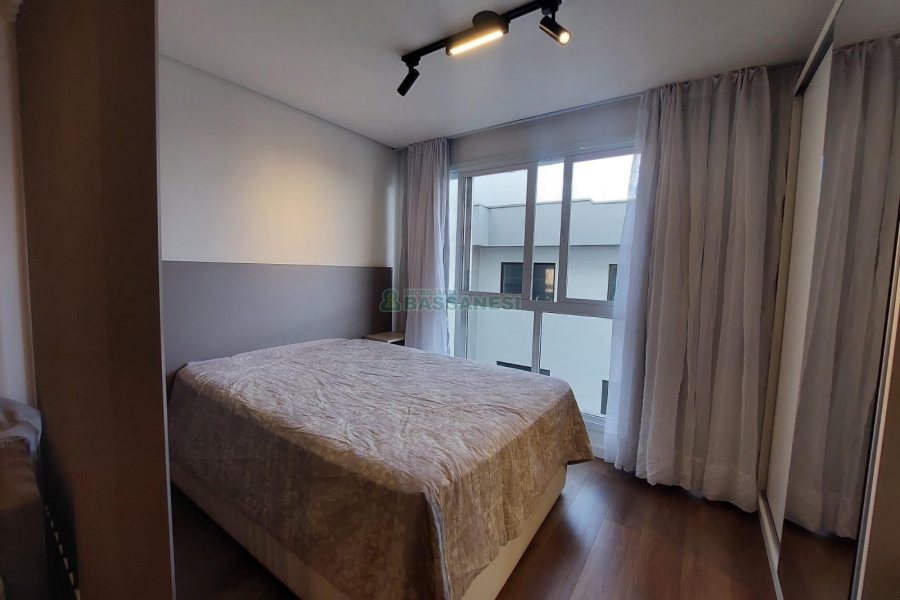 Apto Mobiliado com 30m², 1 dormitório, 1 vaga, no bairro Petrópolis em Caxias do Sul para Alugar