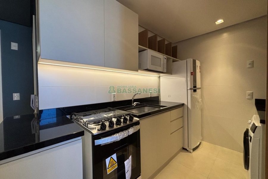 Apto Mobiliado com 32m², 1 dormitório, 1 vaga, no bairro São Pelegrino em Caxias do Sul para Alugar