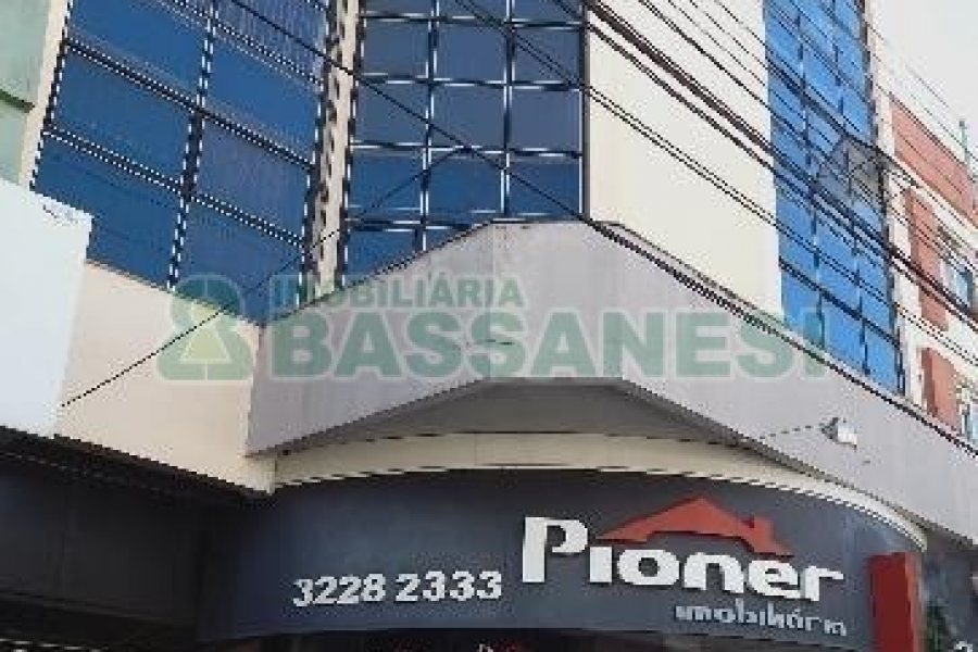 Sala Mobiliada com 60m², no bairro Lourdes em Caxias do Sul para Alugar