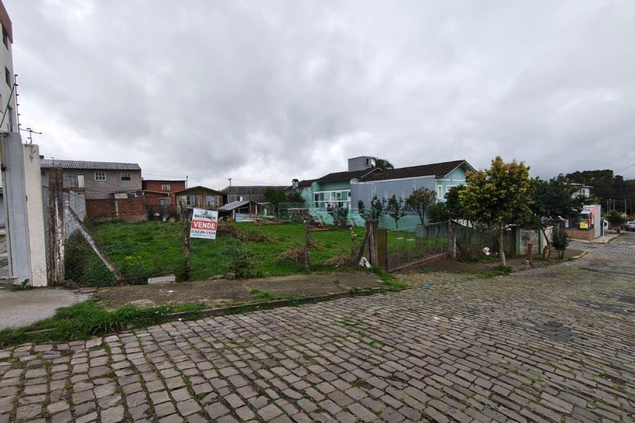 Terreno, no bairro Sanvitto em Caxias do Sul para Comprar