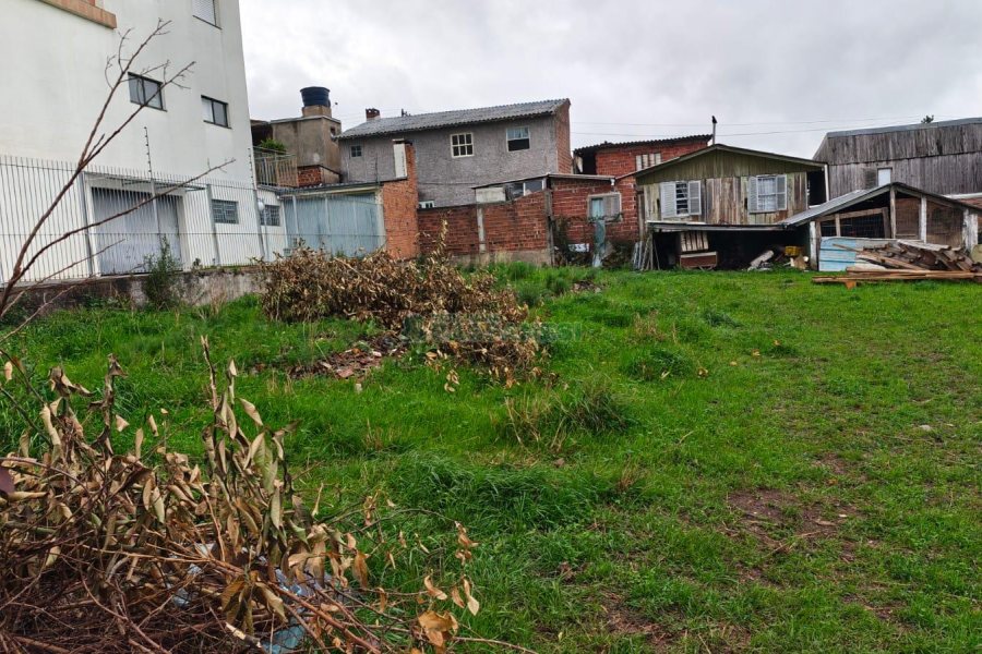 Terreno, no bairro Sanvitto em Caxias do Sul para Comprar