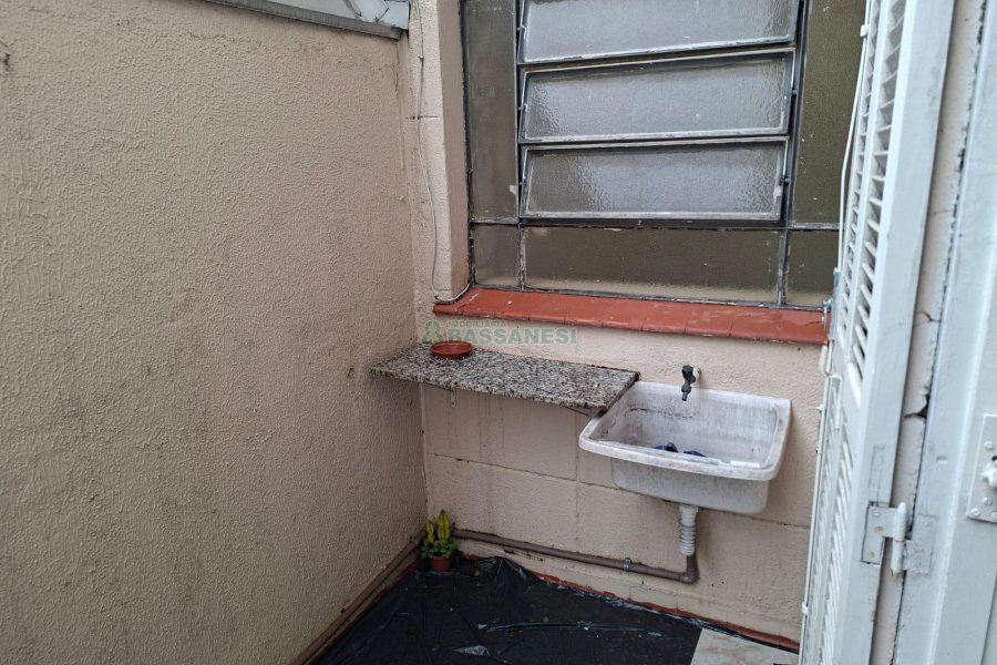 Sala com 55m², no bairro Centro em Caxias do Sul para Alugar ou Comprar