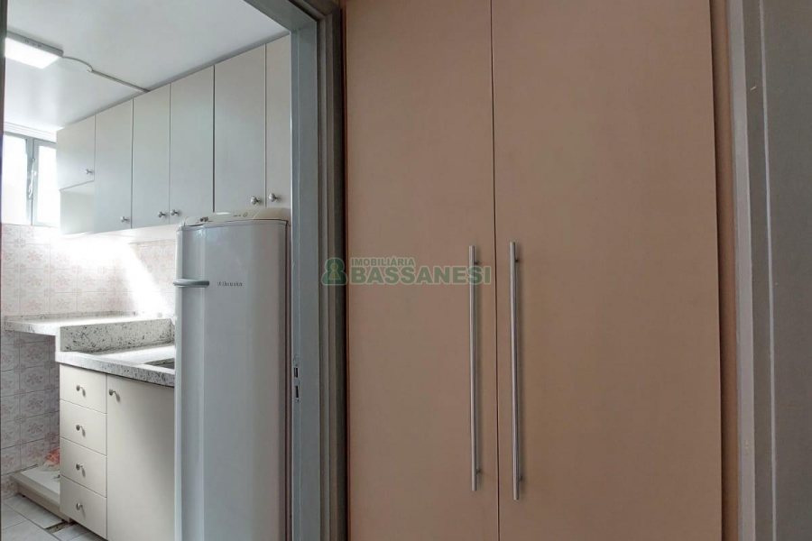 Apartamento com 30m², 1 dormitório, no bairro Centro em Caxias do Sul para Alugar