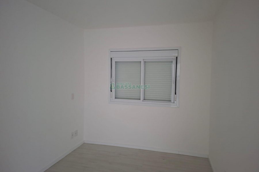 Apartamento com 50m², 1 dormitório, 1 vaga, no bairro Lourdes em Caxias do Sul para Comprar