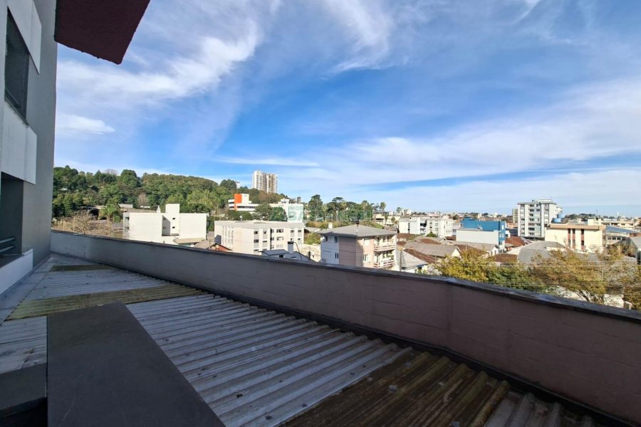 Apartamento com 50m², 1 dormitório, 1 vaga, no bairro Lourdes em Caxias do Sul para Comprar