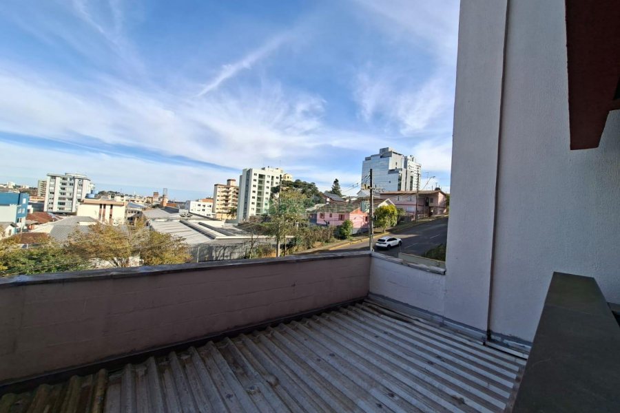 Apartamento com 50m², 1 dormitório, 1 vaga, no bairro Lourdes em Caxias do Sul para Comprar