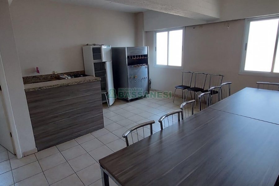 Apartamento com 70m², 3 dormitórios, 1 vaga, no bairro Santa Lúcia em Caxias do Sul para Alugar