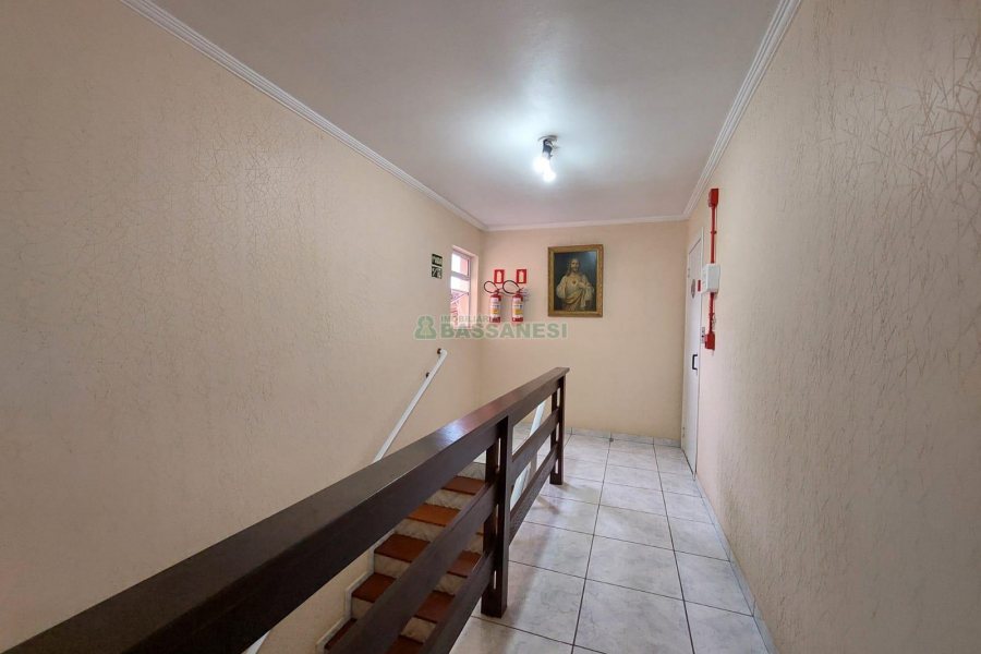 Casa com 229m², 3 dormitórios, 4 vagas, no bairro Santa Lúcia em Caxias do Sul para Comprar