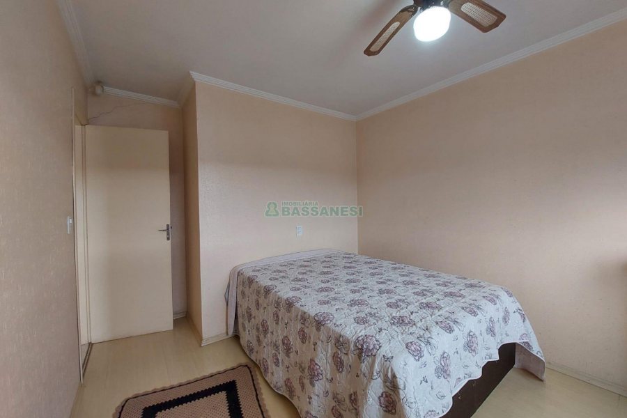 Casa com 229m², 3 dormitórios, 4 vagas, no bairro Santa Lúcia em Caxias do Sul para Comprar