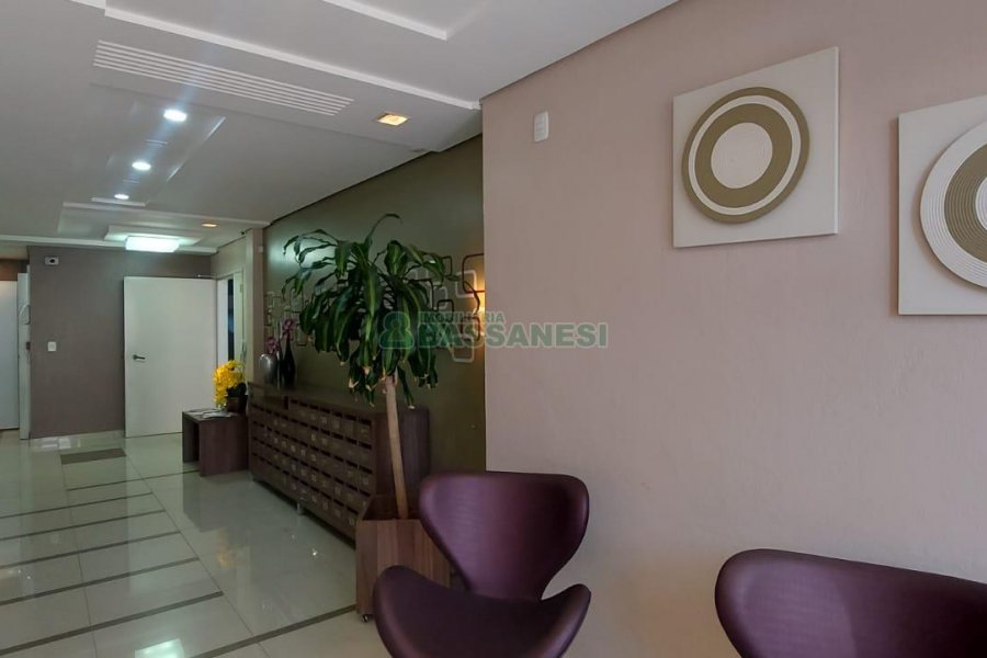 Apartamento com 57m², 2 dormitórios, 1 vaga, no bairro Sagrada Família em Caxias do Sul para Comprar