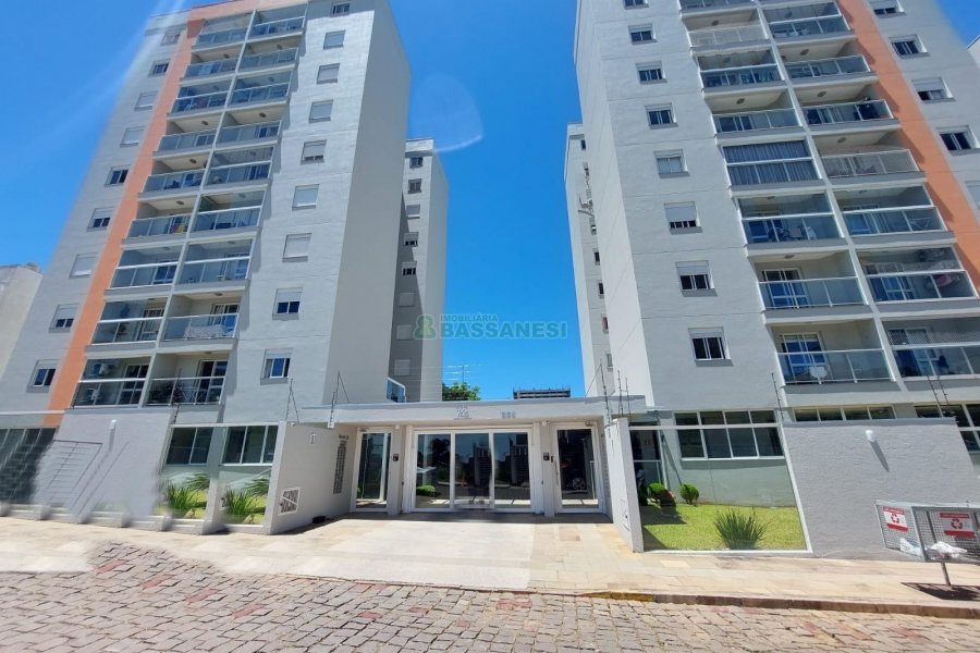 Apto Mobiliado com 60m², 2 dormitórios, 1 vaga, no bairro Vinhedos em Caxias do Sul para Alugar