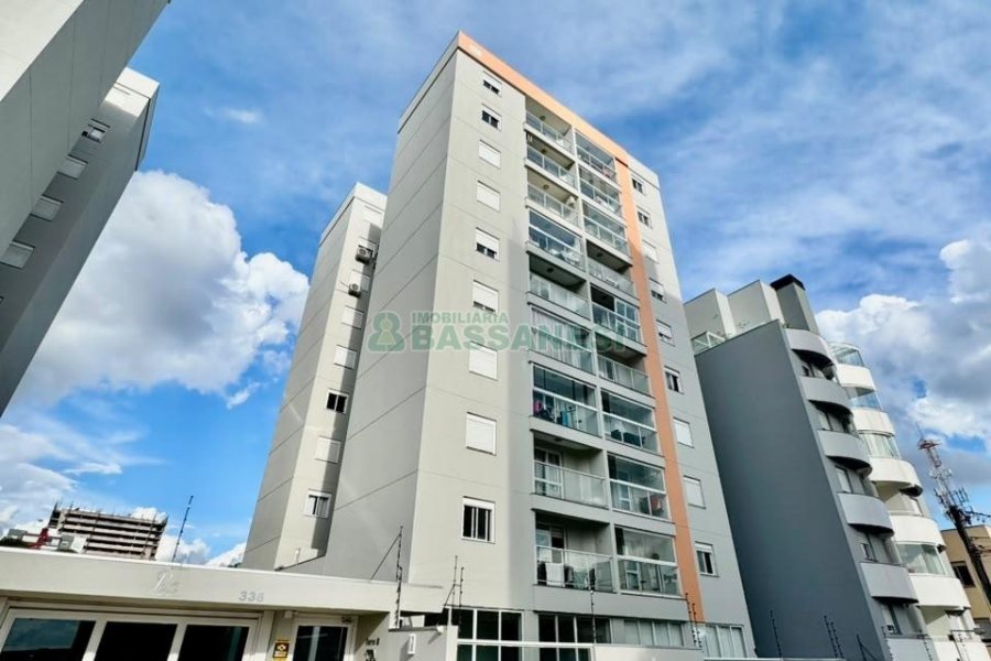 Apto Mobiliado com 60m², 2 dormitórios, 1 vaga, no bairro Vinhedos em Caxias do Sul para Alugar