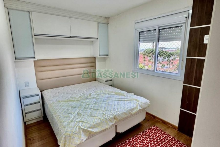 Apto Mobiliado com 60m², 2 dormitórios, 1 vaga, no bairro Vinhedos em Caxias do Sul para Alugar